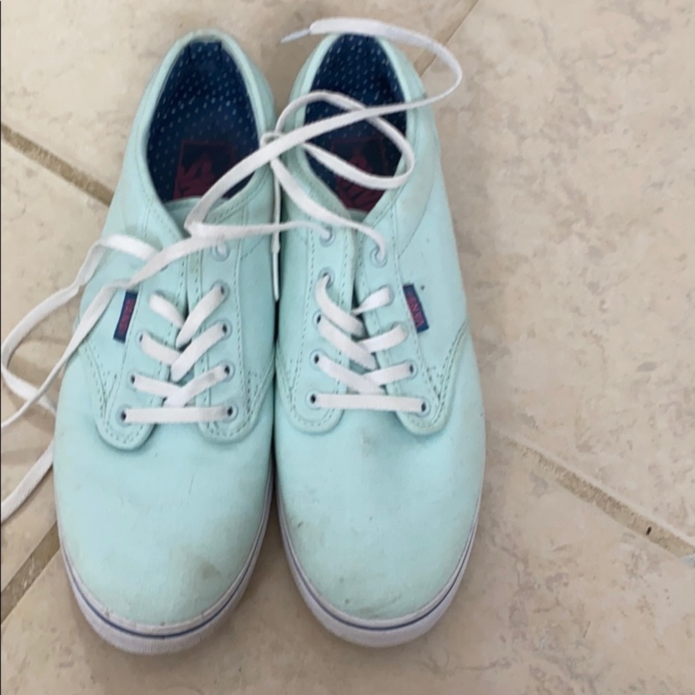 Size 9 women’s teal vans